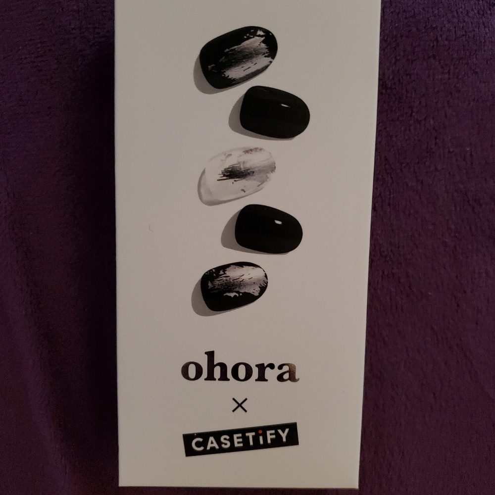 Ohora Nails Embrace Myself. Discontinued on the si